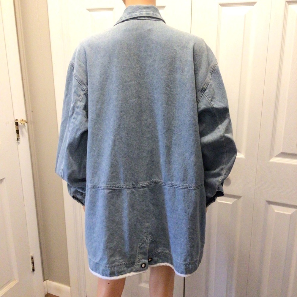 VTG HYPE Womens Light Wash Oversized Denim Shirt Jacket Size Small - Picture 7 of 13